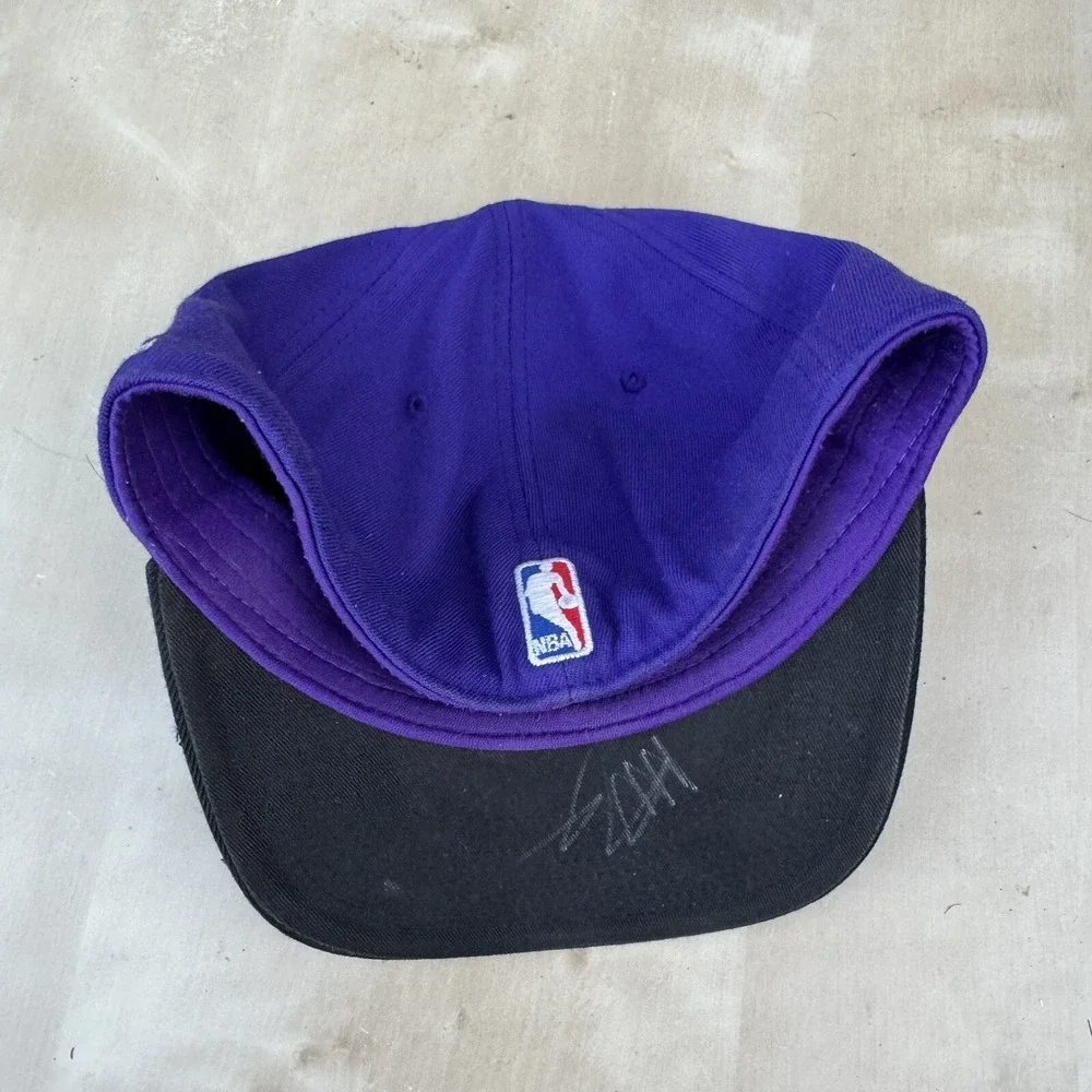 Adidas NBA Sacramento Kings Sz L/XL Hat Spellout Logo Purple‎ Black Signed